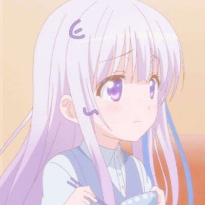 大爷大妈泳池内搓澡